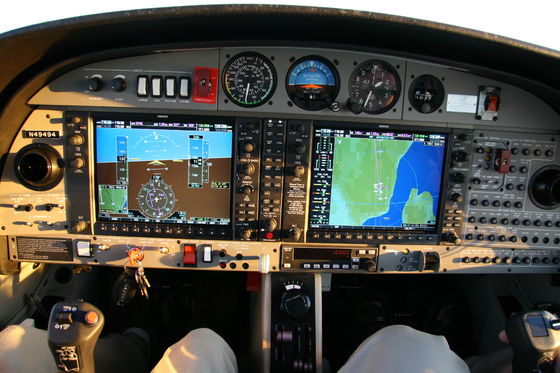 Garmin G1000, OEM Uçakları için Tamamen Cam Bir Sistem